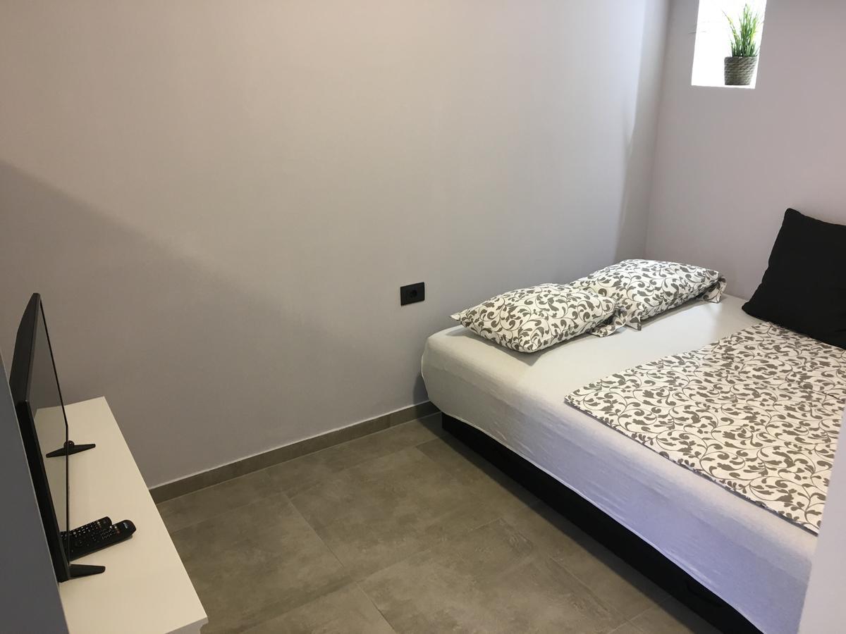Apartments Ceh Ližnjan Eksteriør bilde