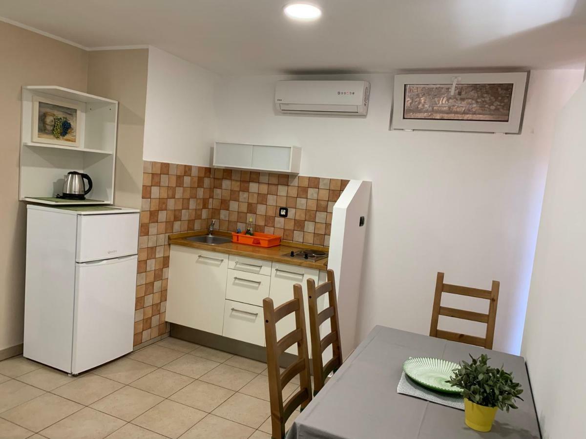 Apartments Ceh Ližnjan Eksteriør bilde
